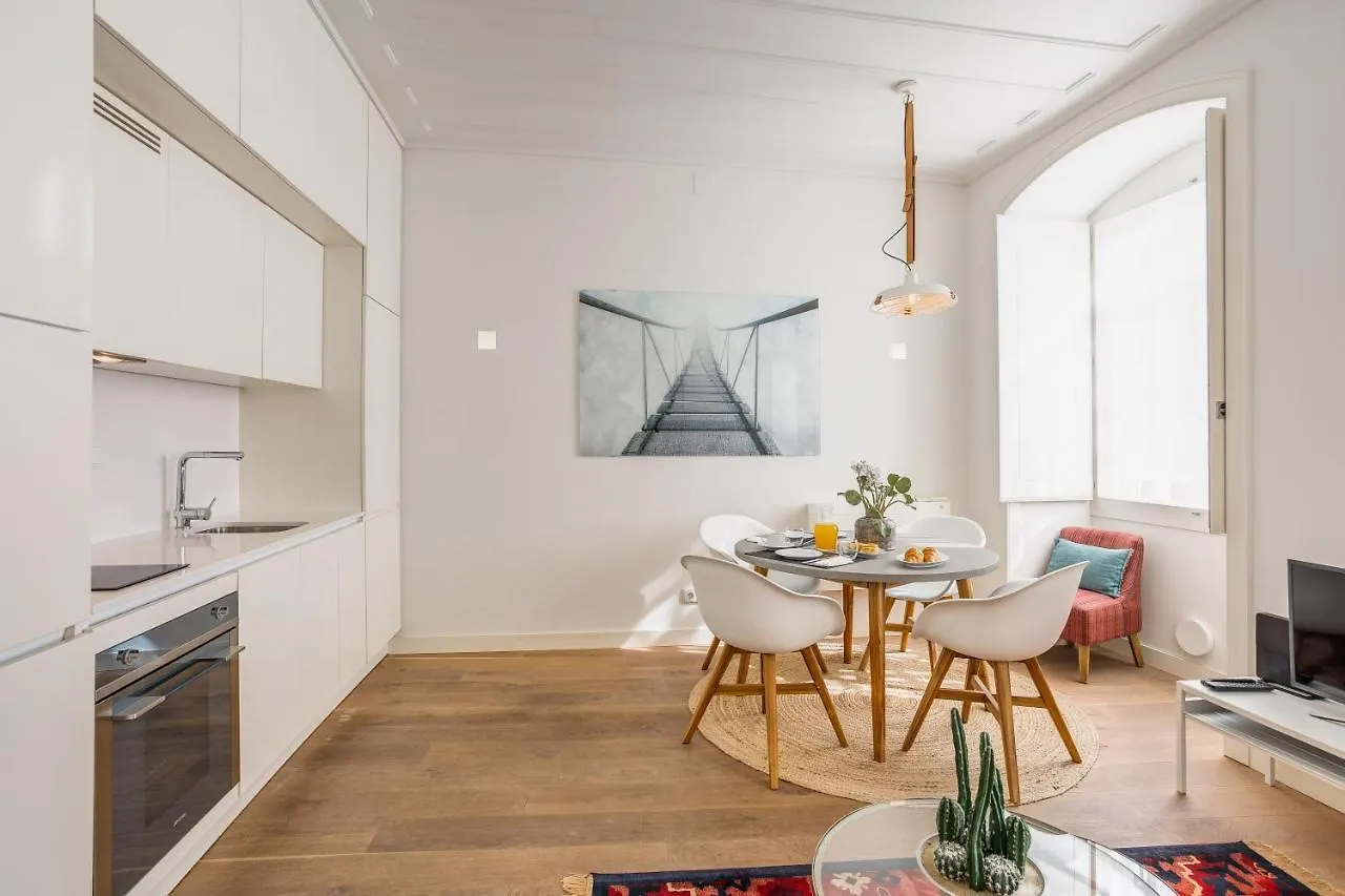 리스본 Chic Tailor Made Flat In Chiado 아파트